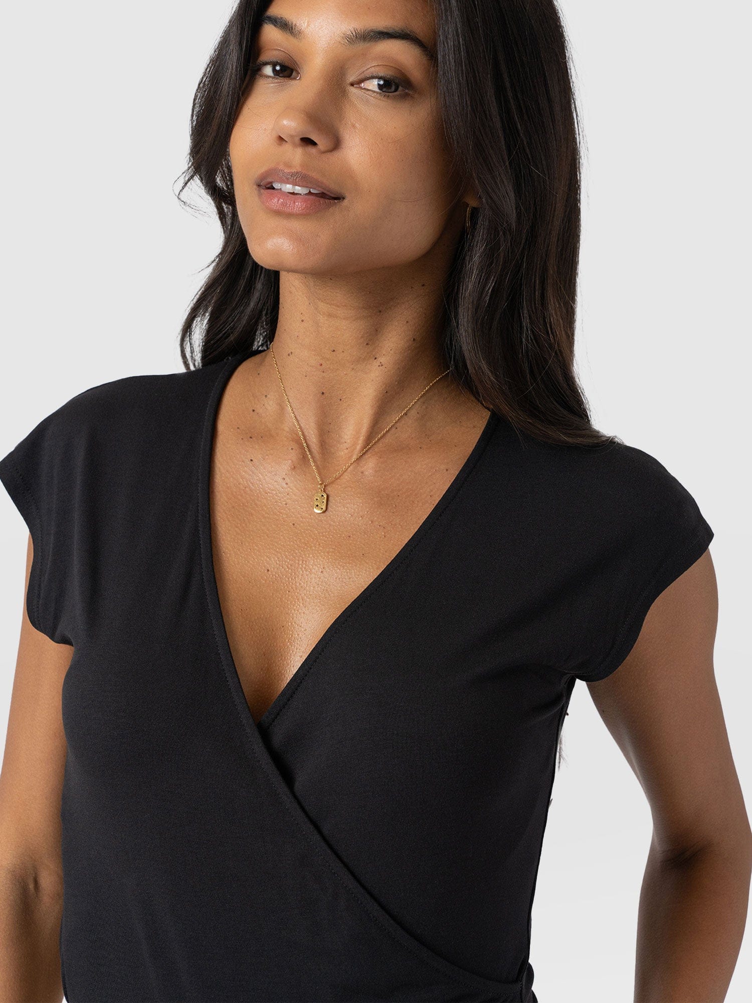 Rosa Wrap Tee Black - Women's T-shirts | Saint + Sofia® USA